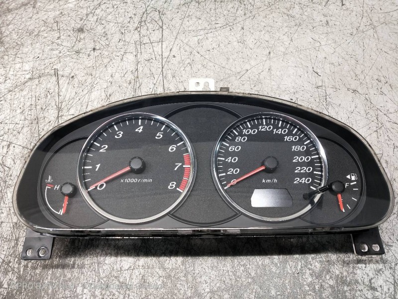 Recambio de cuadro instrumentos para mazda 6 berlina (gg) 1.8 active (5-ptas.) referencia OEM IAM GJ6RC JE 3L15