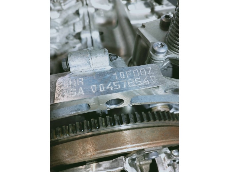 Recambio de motor completo para citroen c3 attraction referencia OEM IAM 8HR 10FDBZ 0457854 BOSCH