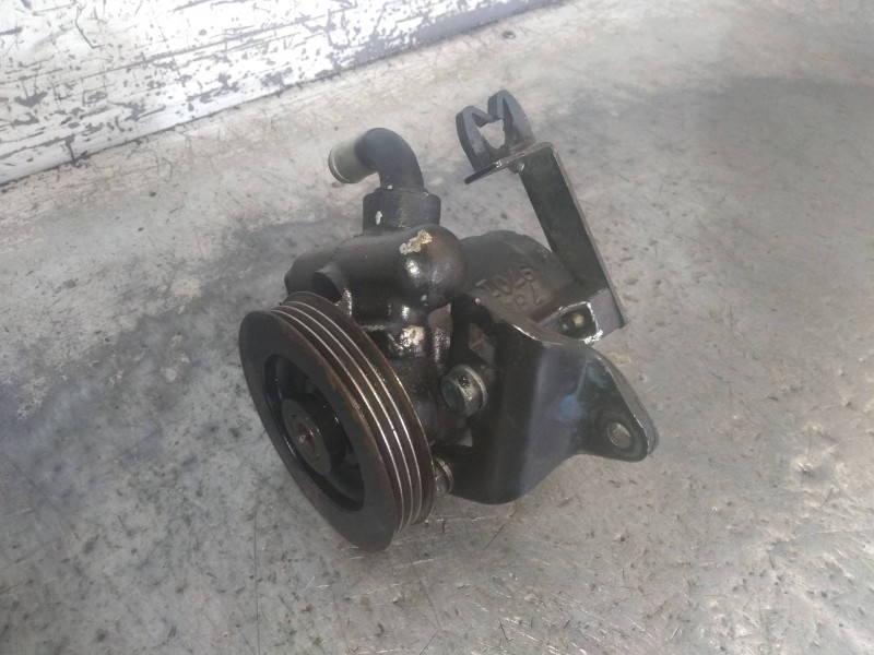 Recambio de bomba direccion para peugeot 605 srdt referencia OEM IAM 7849701  