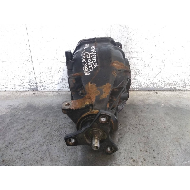 Recambio de diferencial trasero para mercedes clase c (w203) familiar c 200 t cdi (203.204) referencia OEM IAM A2033510205 01177