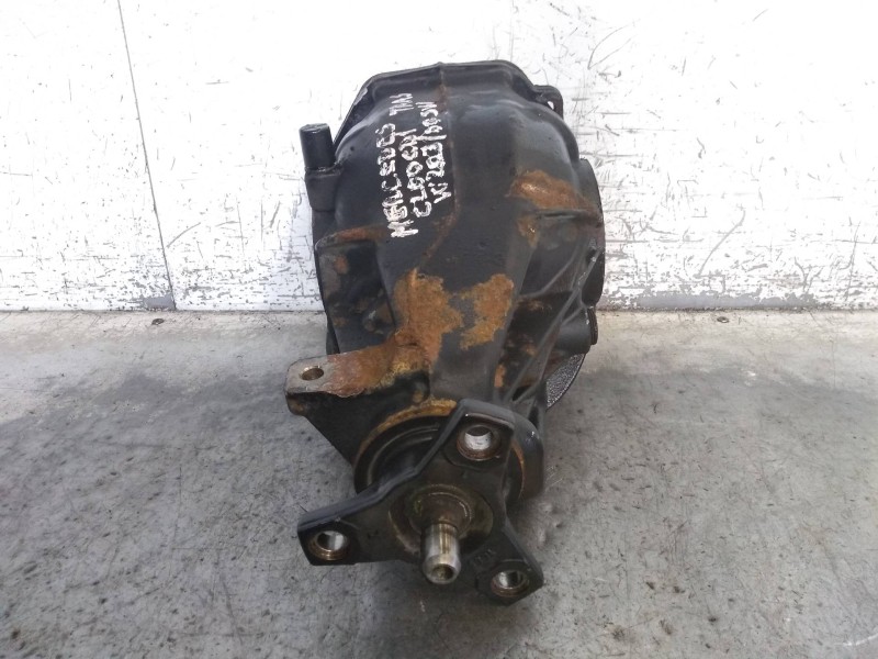 Recambio de diferencial trasero para mercedes clase c (w203) familiar c 200 t cdi (203.204) referencia OEM IAM A2033510205 01177