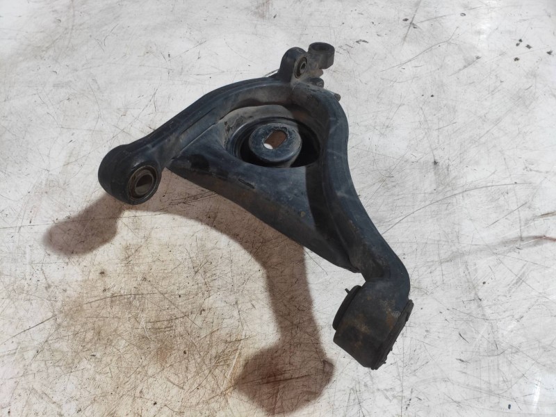 Recambio de brazo suspension inferior delantero izquierdo para jaguar xjs/xjsc/xjr-s referencia OEM IAM CBC7277  