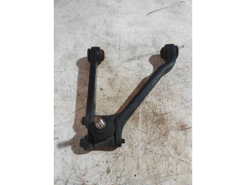 Recambio de brazo suspension superior delantero izquierdo para jaguar xjs/xjsc/xjr-s referencia OEM IAM CCC2427  