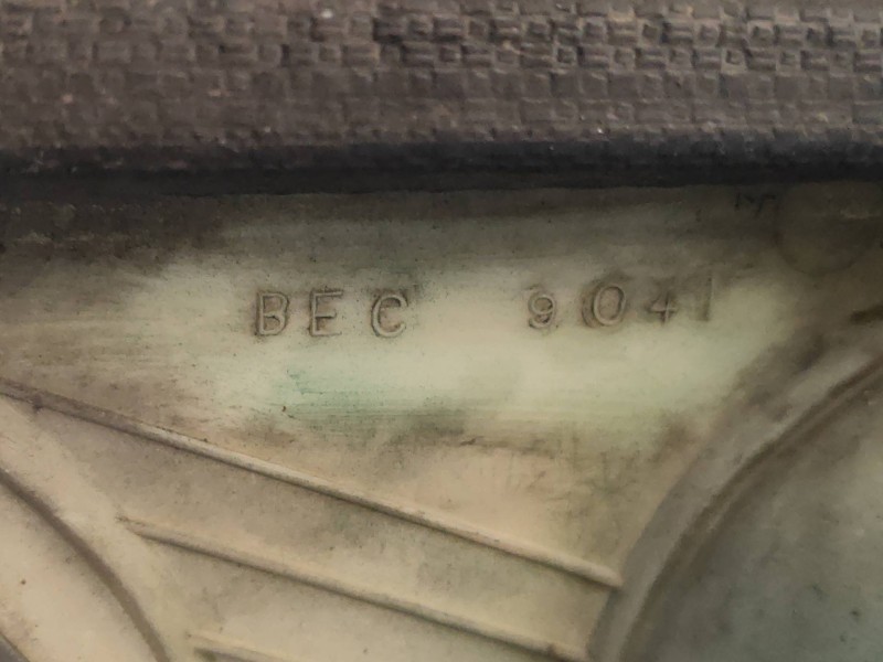 Recambio de soporte faro derecho para jaguar xj6/12 referencia OEM IAM BEC9041  