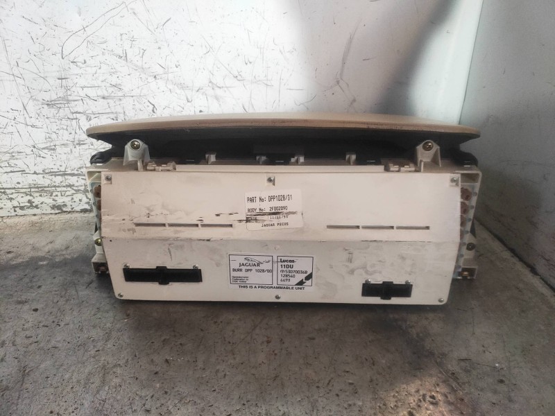 Recambio de cuadro instrumentos para jaguar xj6/12 referencia OEM IAM DPP102801 2F002090 