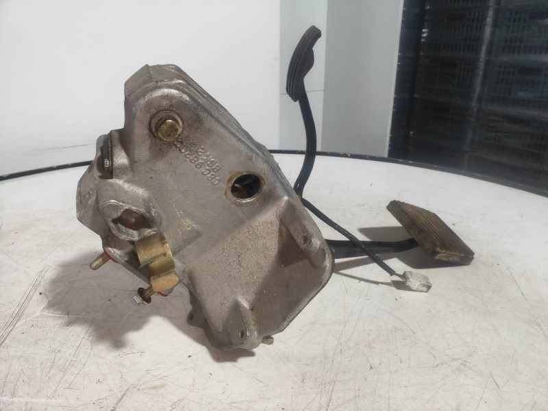 Recambio de pedal freno para jaguar xj6/12 referencia OEM IAM CBC9820C  