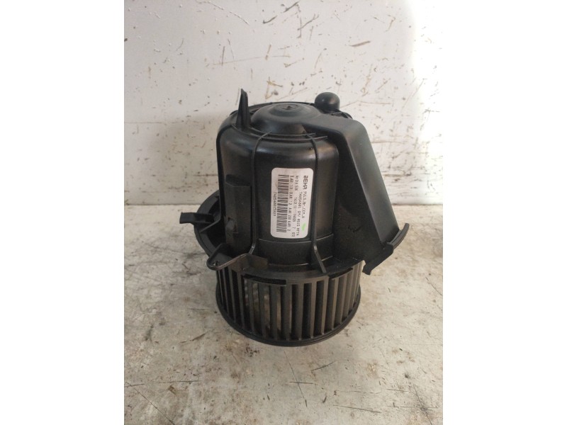 Recambio de motor calefaccion para citroen c3 attraction referencia OEM IAM T4054001  