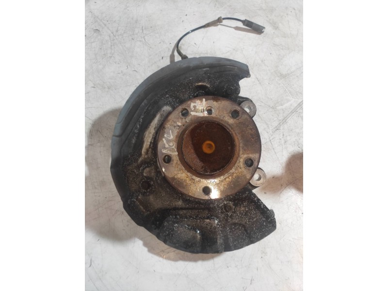 Recambio de mangueta delantera izquierda para bmw serie 3 cabrio (e93) 330d referencia OEM IAM 31216764443  