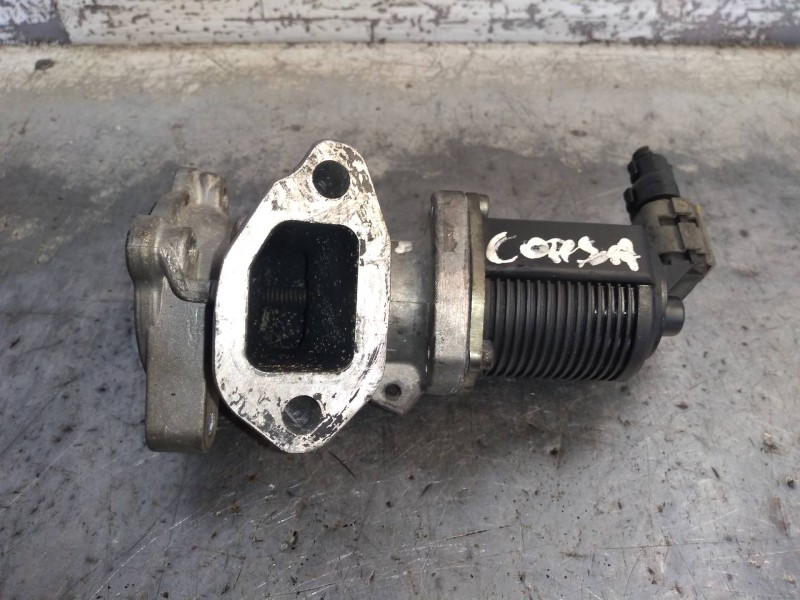Recambio de valvula egr para opel corsa c enjoy referencia OEM IAM 55219498 500240070 