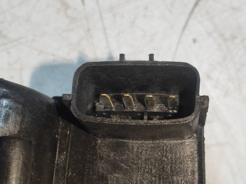 Recambio de motor cierre centralizado porton para hyundai ix35 classic 2wd referencia OEM IAM 812301H300  