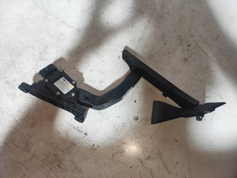 Recambio de potenciometro pedal para hyundai ix35 classic 2wd referencia OEM IAM GLX2448A2S000  