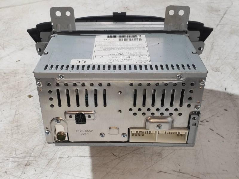 Recambio de sistema audio / radio cd para hyundai ix35 classic 2wd referencia OEM IAM 961602Y730TAN  