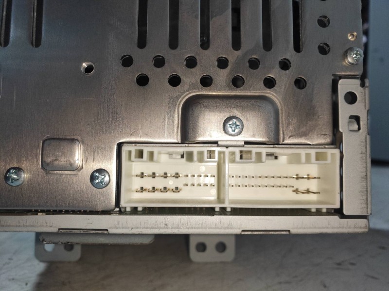 Recambio de sistema audio / radio cd para hyundai ix35 classic 2wd referencia OEM IAM 961602Y730TAN  