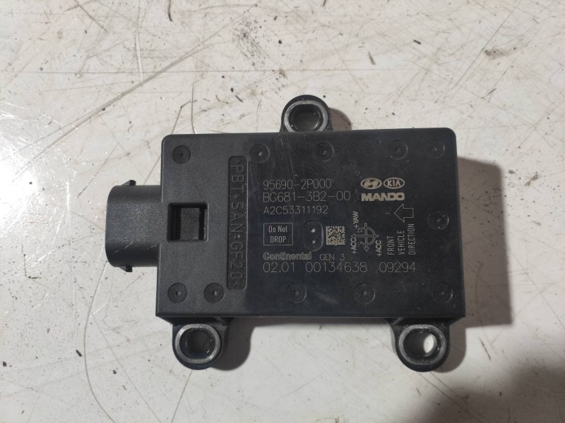 Recambio de modulo electronico para hyundai ix35 classic 2wd referencia OEM IAM 956902P000 BG6813B200 A2C53311192