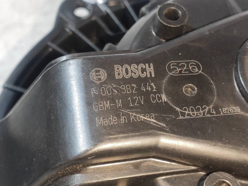 Recambio de motor calefaccion para hyundai ix35 classic 2wd referencia OEM IAM F00S3B2441  