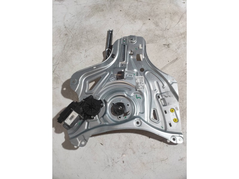 Recambio de elevalunas delantero izquierdo para hyundai ix35 classic 2wd referencia OEM IAM 824702Y010  