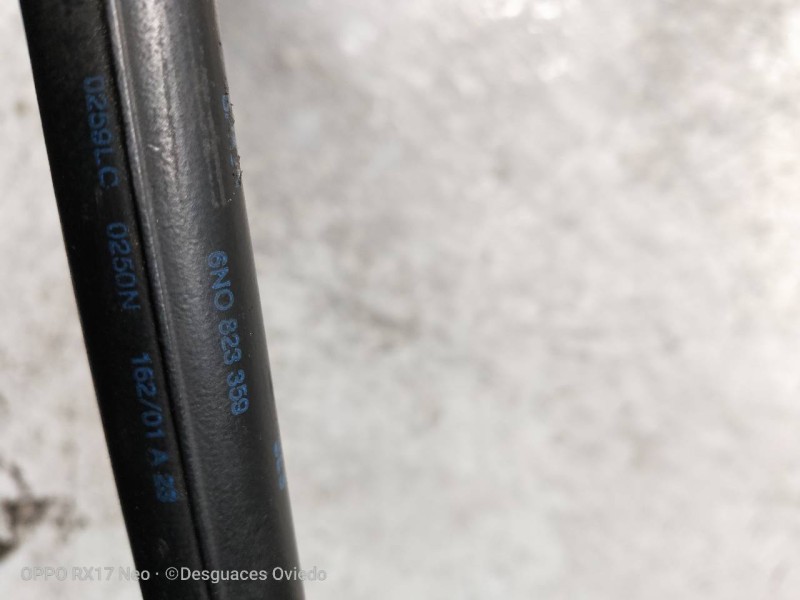 Recambio de amortiguadores capo para volkswagen polo berlina (6n2) conceptline referencia OEM IAM 6NO823359  250N