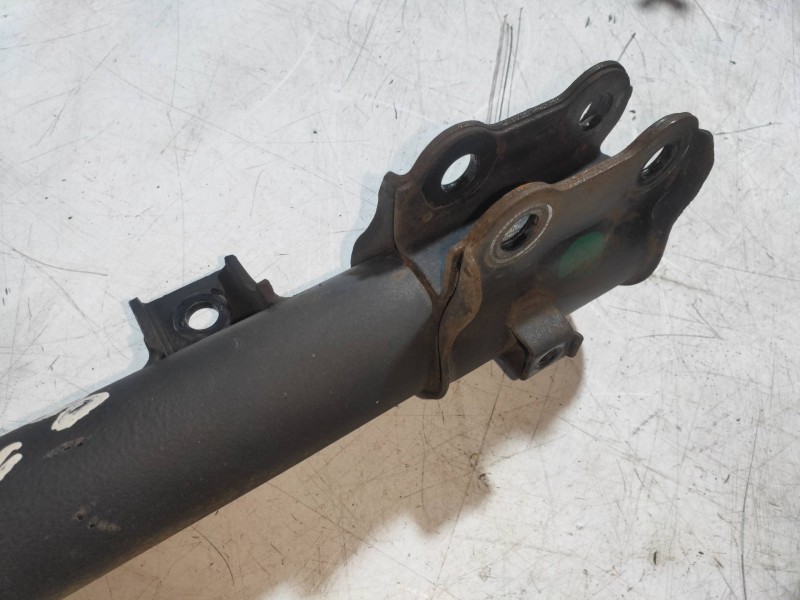 Recambio de amortiguador delantero derecho para hyundai ix35 classic 2wd referencia OEM IAM 546603U010  