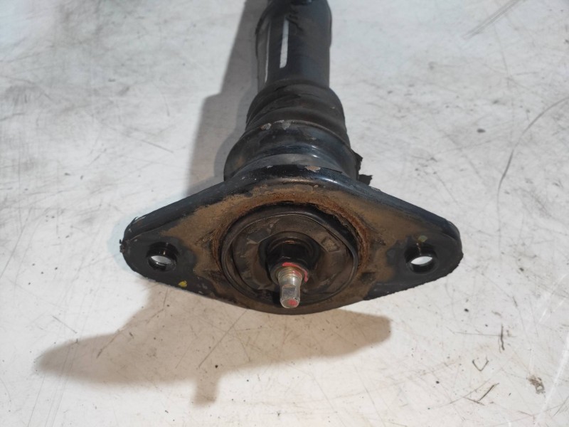 Recambio de amortiguador trasero derecho para hyundai ix35 classic 2wd referencia OEM IAM 553003U010  