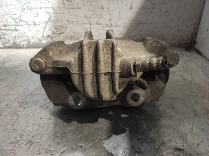 Recambio de pinza freno delantera derecha para citroen c3 attraction referencia OEM IAM 9683840180  