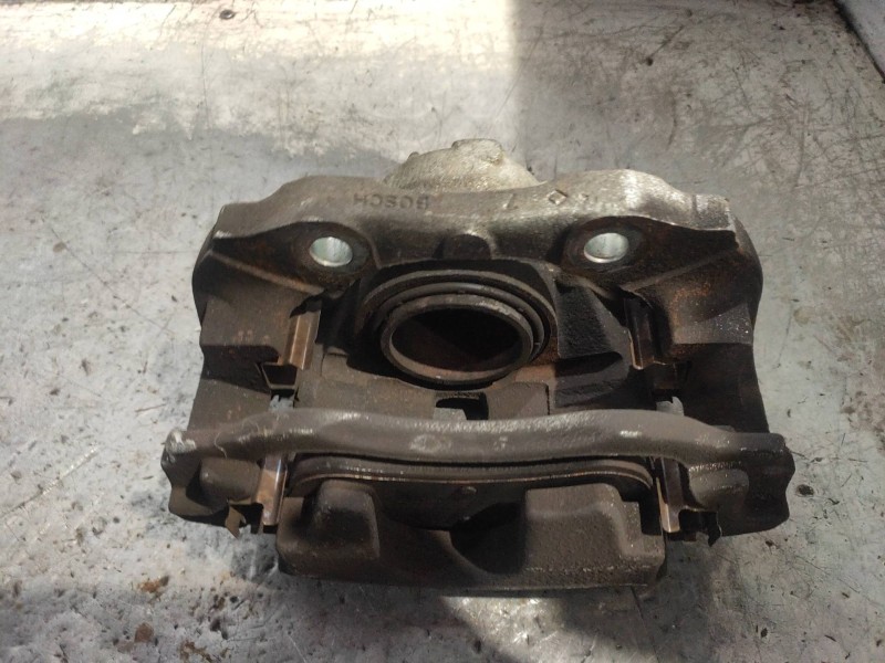 Recambio de pinza freno delantera derecha para citroen c3 attraction referencia OEM IAM 9683840180  
