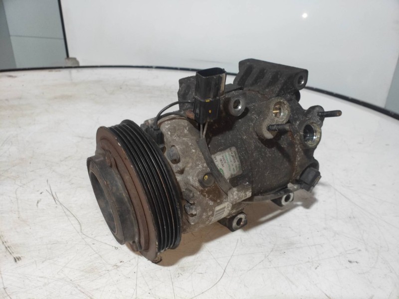 Recambio de compresor aire acondicionado para hyundai ix35 classic 2wd referencia OEM IAM F500DX9FA04  