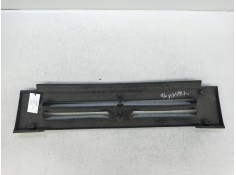 Recambio de rejilla delantera para renault master referencia OEM IAM    2