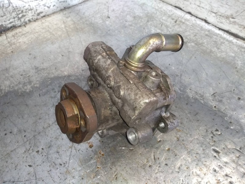 Recambio de bomba direccion para seat leon (1m1) signo referencia OEM IAM 1J0422154B  