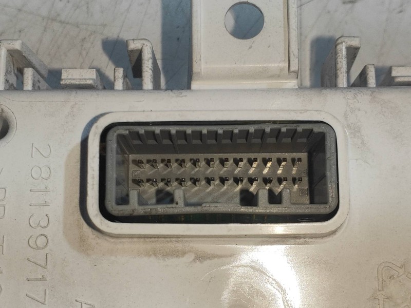 Recambio de modulo electronico para renault captur ii edition one referencia OEM IAM 283464084R NS7772070300 