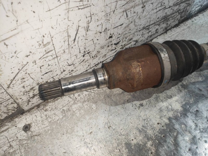 Recambio de transmision delantera derecha para citroen c3 attraction referencia OEM IAM 9801388780  