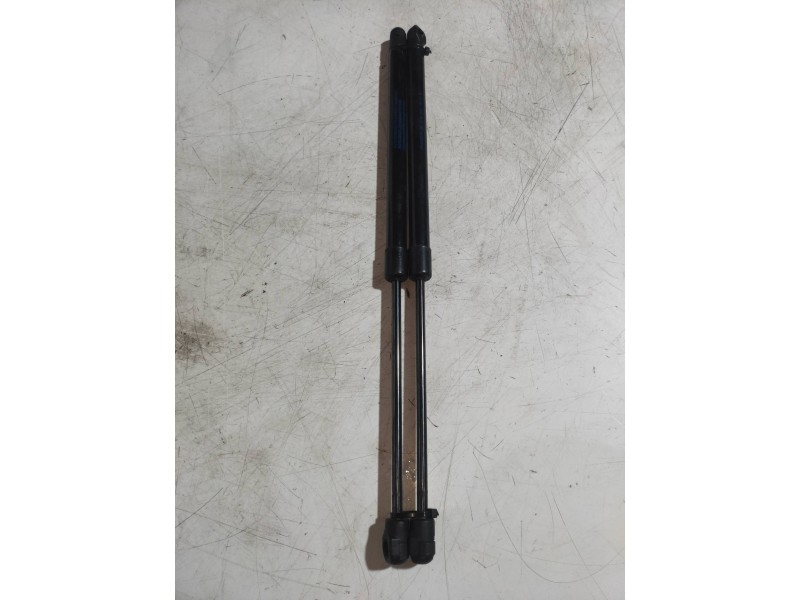 Recambio de amortiguadores maletero / porton para renault captur ii edition one referencia OEM IAM 904508959R  