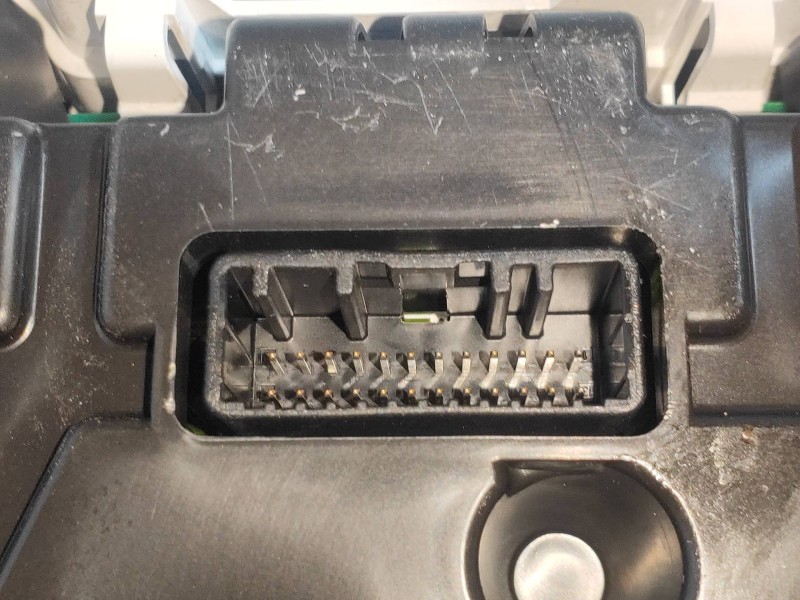 Recambio de cuadro instrumentos para renault captur ii edition one referencia OEM IAM 248101394R VPGRRF10849ME 