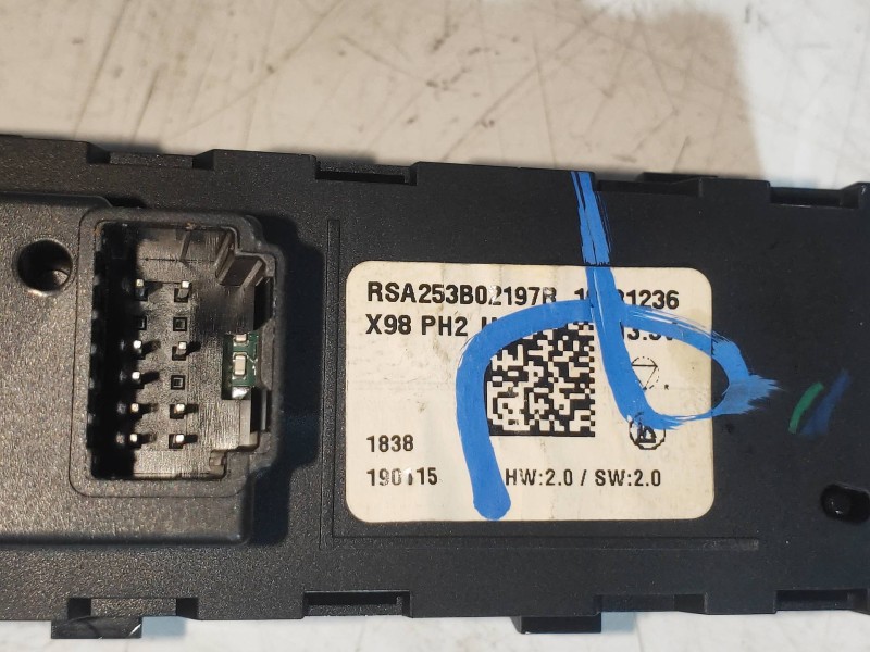 Recambio de mando multifuncion para renault captur ii edition one referencia OEM IAM RSA253B02197R  