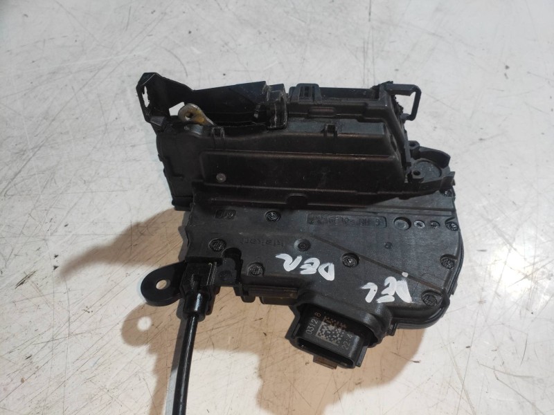 Recambio de motor cierre centralizado delantero derecho para renault captur ii edition one referencia OEM IAM 805022764R  