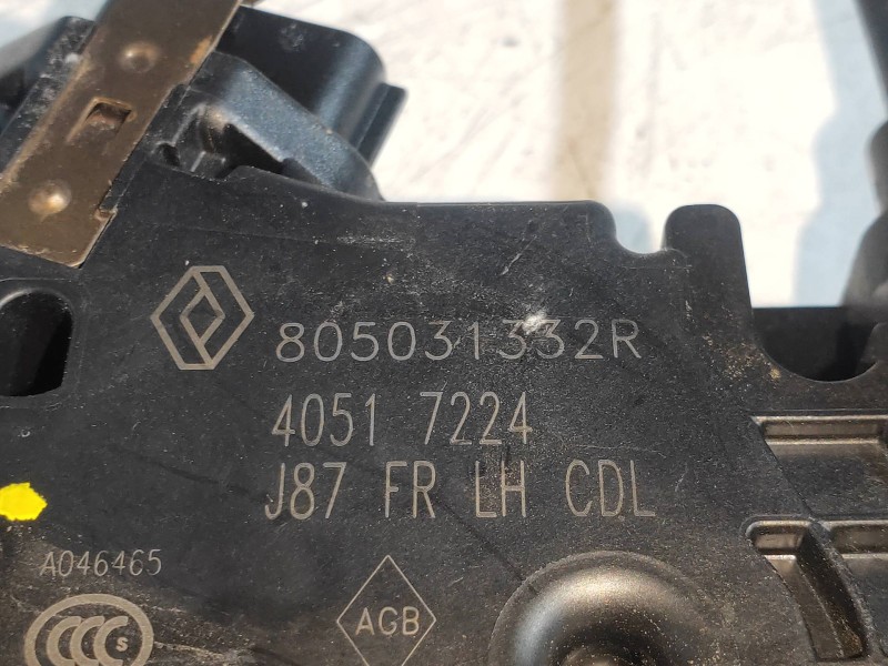 Recambio de motor cierre centralizado delantero izquierdo para renault captur ii edition one referencia OEM IAM 805031332R  