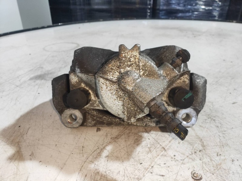 Recambio de pinza freno delantera derecha para renault captur ii edition one referencia OEM IAM   