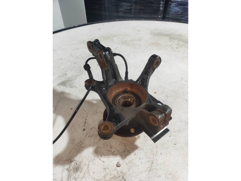 Recambio de mangueta delantera derecha para renault captur ii edition one referencia OEM IAM   
