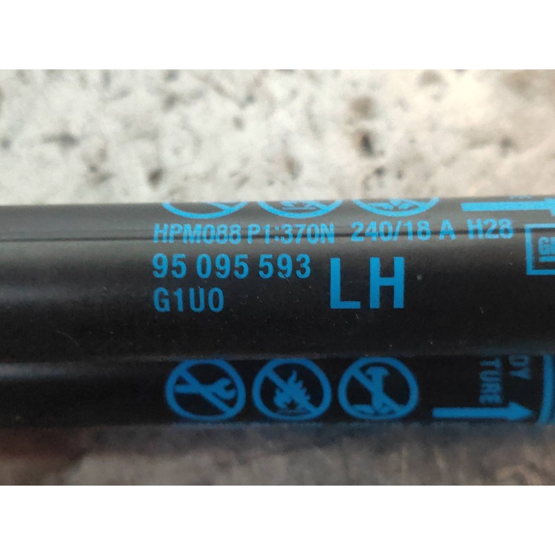Recambio de amortiguadores maletero / porton para opel mokka x color edition start/stop referencia OEM IAM 95095594 95095593 