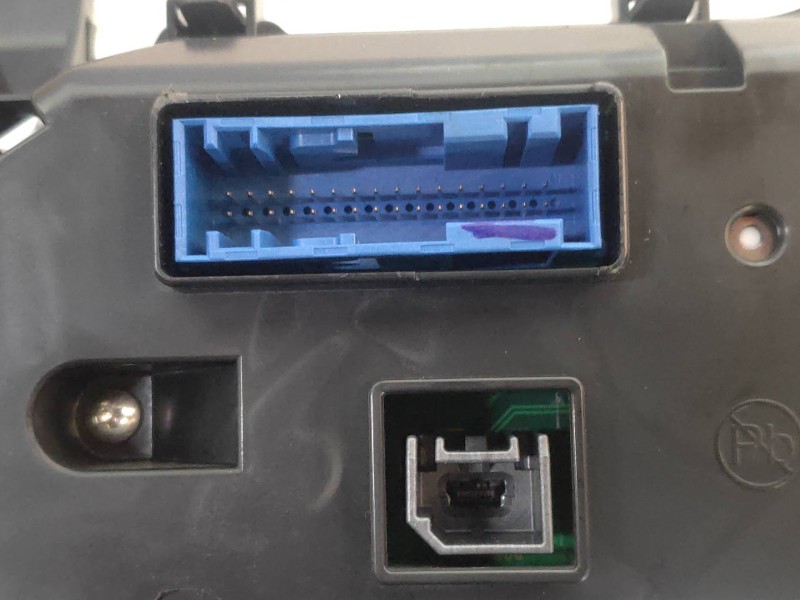 Recambio de cuadro instrumentos para opel mokka x color edition start/stop referencia OEM IAM 175597137 42679687 