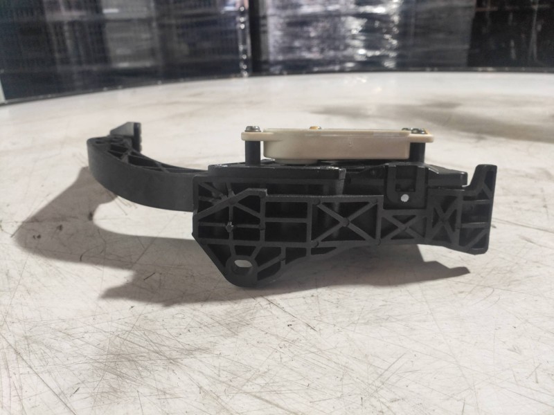 Recambio de potenciometro pedal para opel mokka x color edition start/stop referencia OEM IAM 96892406  