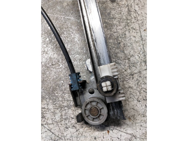 Recambio de elevalunas delantero izquierdo para citroen saxo 1.5 d seduction referencia OEM IAM   5P