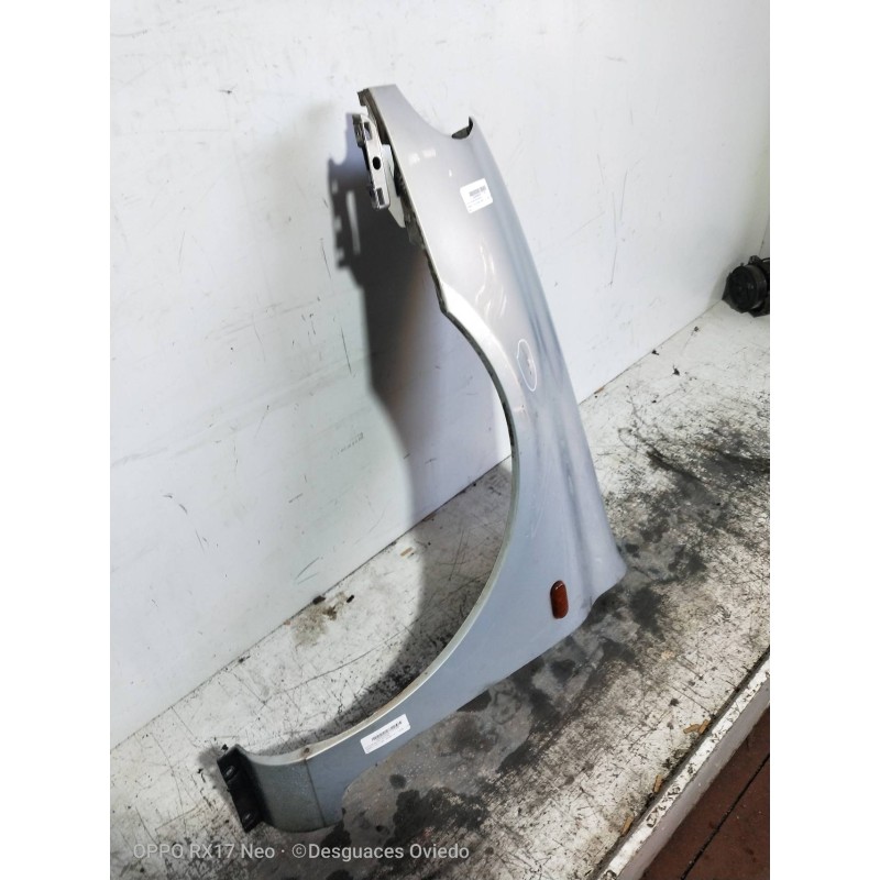 Recambio de aleta delantera izquierda para renault clio ii fase i (b/cbo) 1.2 referencia OEM IAM   