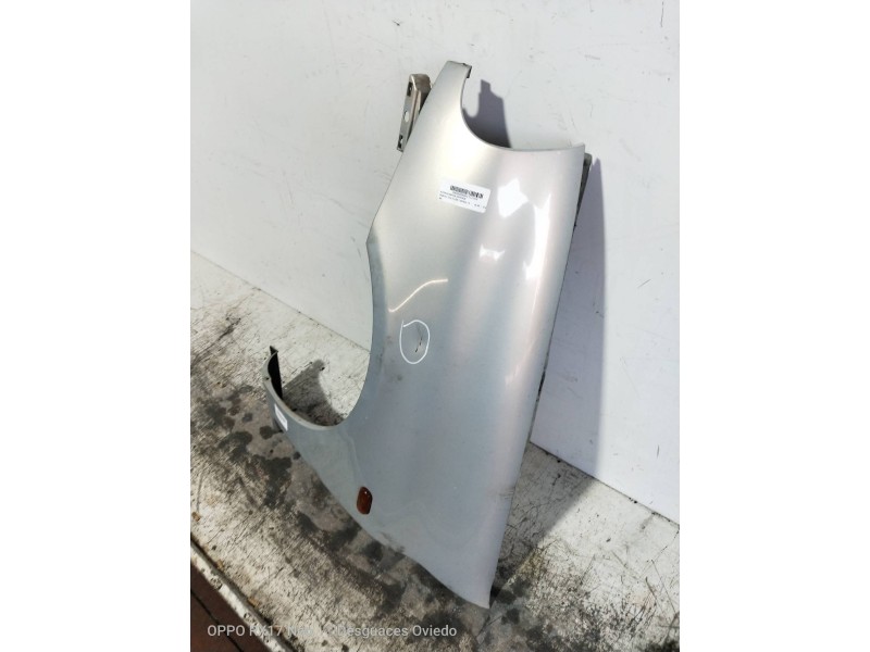 Recambio de aleta delantera izquierda para renault clio ii fase i (b/cbo) 1.2 referencia OEM IAM   