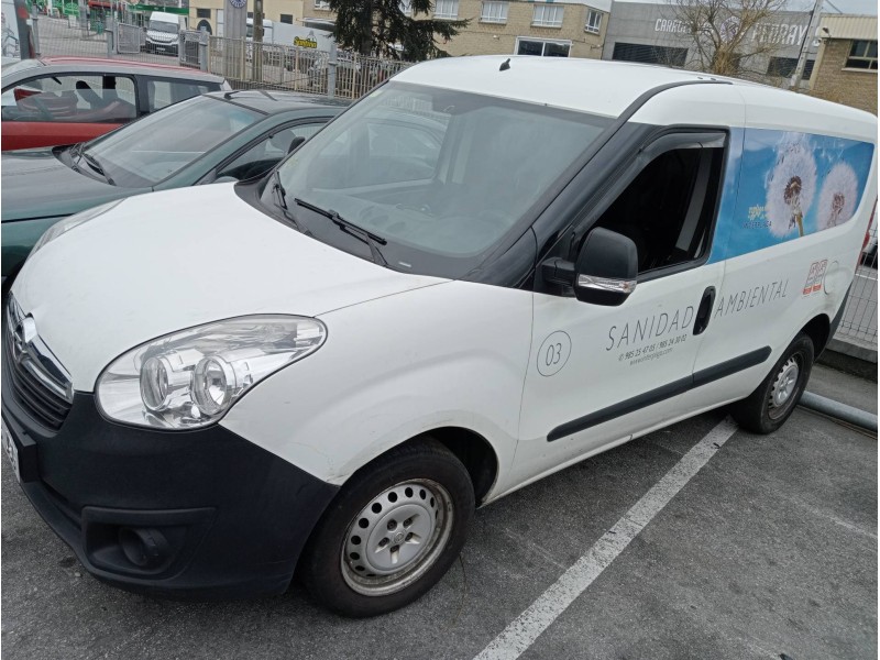 opel combo d del año 2015