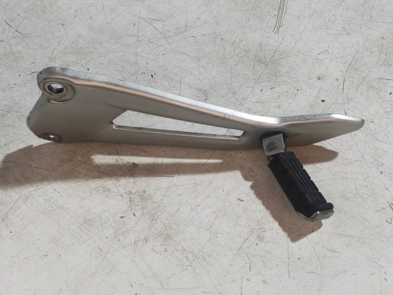 Recambio de estribos laterales para yamaha ybr 125 ybr 125 referencia OEM IAM  PASAJERO IZQUIERDO