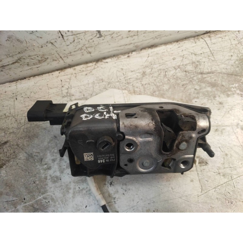 Recambio de motor cierre centralizado delantero derecho para citroen c3 attraction referencia OEM IAM 006246  