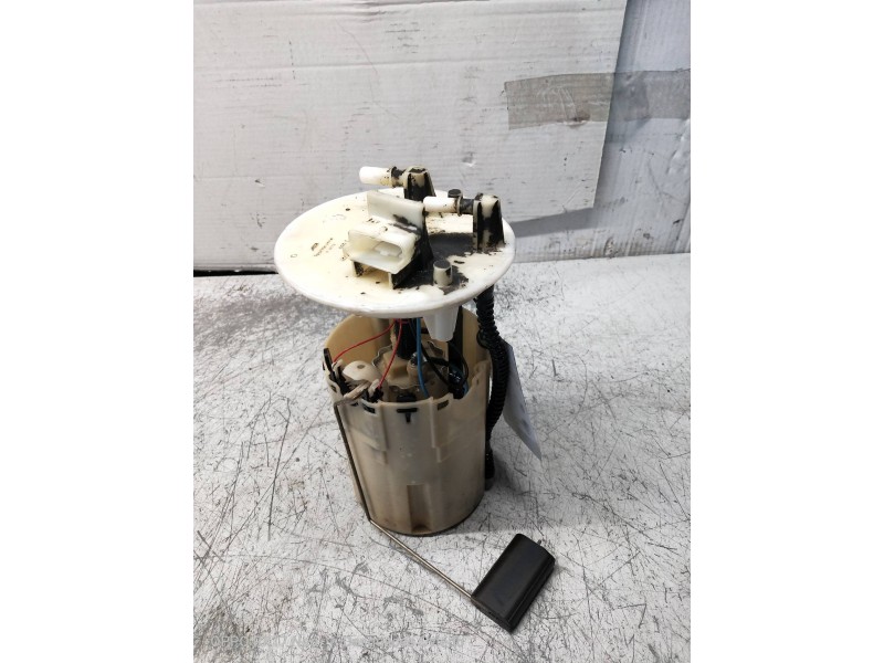 Recambio de bomba combustible para fiat multipla (186) 1.9 jtd 110 elx eleganza referencia OEM IAM 0580303007  