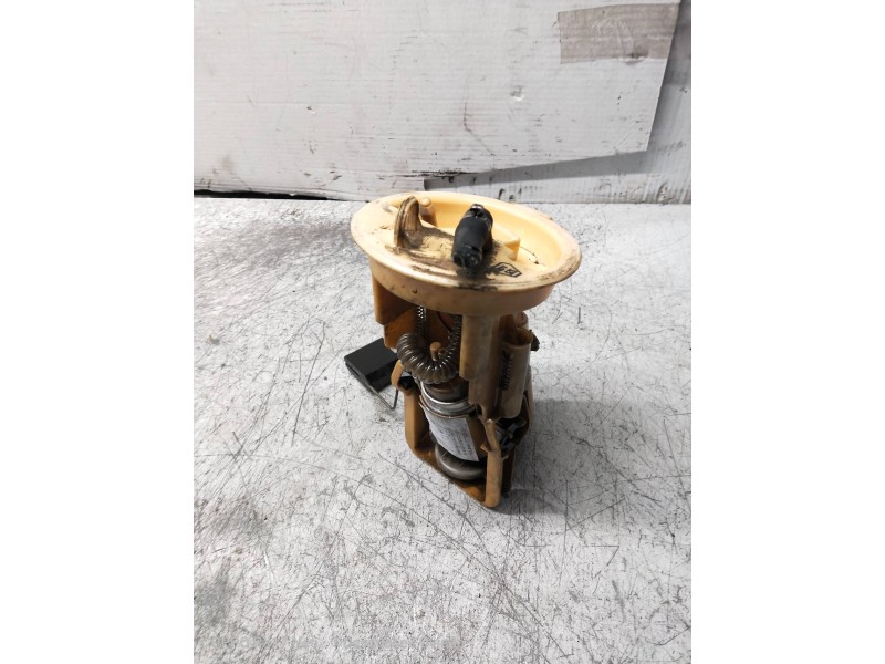 Recambio de bomba combustible para bmw serie 3 compact (e46) 320td referencia OEM IAM 220214002002 6750582 