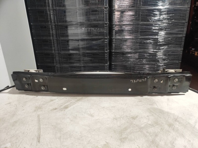 Recambio de refuerzo paragolpes trasero para toyota auris 1.4 turbodiesel cat referencia OEM IAM   