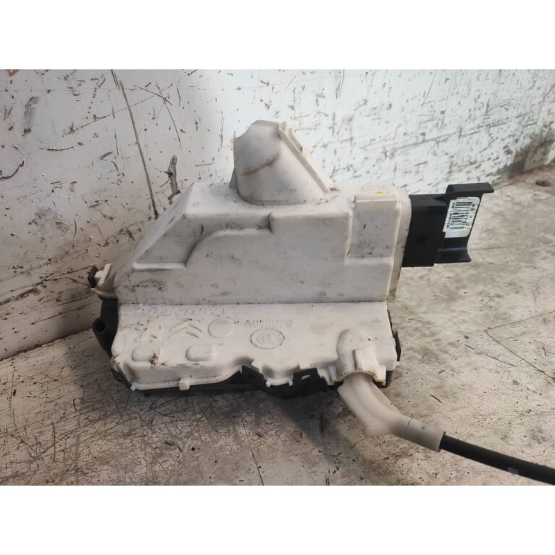 Recambio de motor cierre centralizado delantero derecho para citroen c3 attraction referencia OEM IAM 006246  
